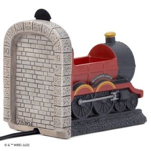 NIB Scentsy Platform 9 3/4 Warmer